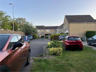 Near Saltaire, Bingley, Beautiful & Spacious, Entire 2-Bed House, Kitchen, Washer Dryer, Parking & Garden - Bradford - 6