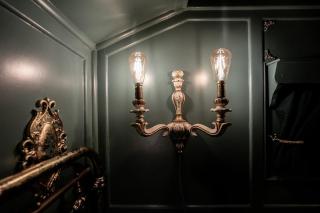 Romantic 1920s Circus Wagon Experience - Sutton - 1