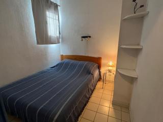 Home dans la pinède pour 4 personnes - 1