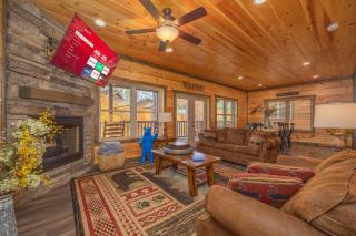 5 Br Sleeps 16 Hot Tub Game Room Movie Room - 7