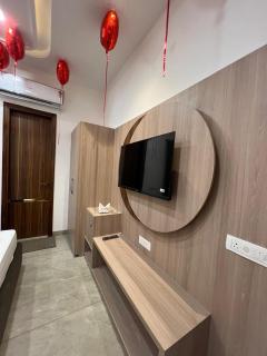 BLUE FIVE RESIDENCY Near Chandigarh Road - Ludhiana - 4