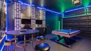 Luxe 7BR Solterra Villa Games Pool & Themed Rooms - 3