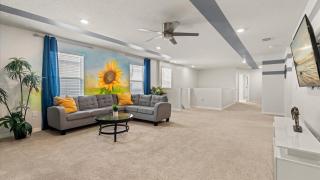 Luxe 7BR Solterra Villa Games Pool & Themed Rooms - 9