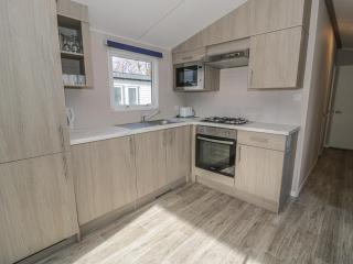 Lido Gold 120 - Prestatyn - 3