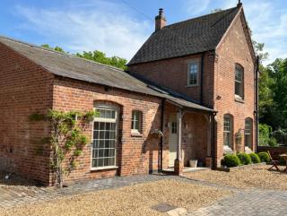 The Cottage, Orgreave Estate - Yoxall - 7