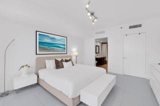 Luxury Unit W Residences Brickell - 7