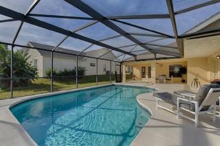 373 - Stunning 4 Bedroom Villa with own Private South East Facing Pool - Orlando - 9
