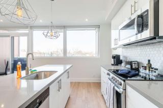 Bright & Inviting 3BR Apartment near High Park - Toronto - 8