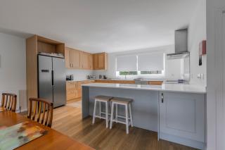 Heathercroft House-Modern 3 bedroom house with stunning views - 7