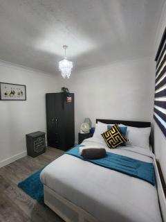 Luxurious ensuite rooms - 7