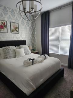 1556 PD - Poolside Bliss: Enchanted 4BR Townhome - 7