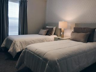 1556 PD - Poolside Bliss: Enchanted 4BR Townhome - 5