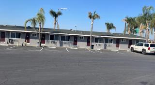 King's Inn Motel - 4