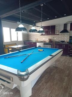 Plaisir de jouer du billard en famille - Orano - 2