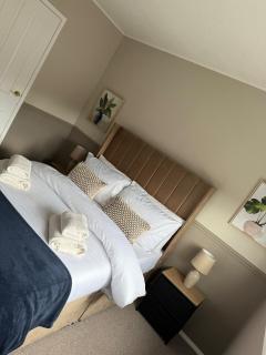 Knowes Apartment - - 7