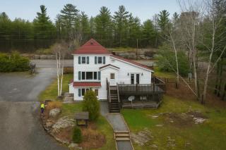 4-bedroom Lakeview House in Muskoka - Gravenhurst - 0