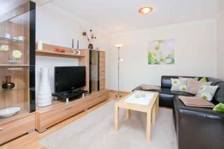 Two-Bedroom Apartment in Gross Kordshagen I - 6