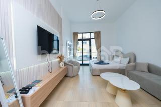 Le Petit Village !Cozy Yet Spacious Studio Apartment! - Dubai - 3