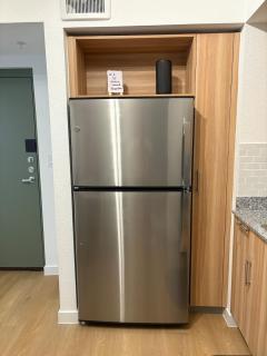 Newly build high rise apartment 2bed, 2ba, pool access - Houston - 6