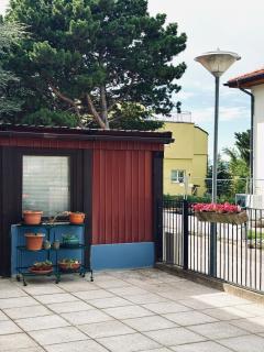 Sunlit Apartment with Garden, Next to Station, Vienna - 9