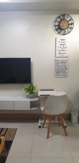 Jejo Suite Home Shore 3 Residences Staycation 1 BR Unit Near MOA with Netflix and Prime Video - Manila - 4