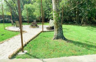 Emperors Pool House - 6