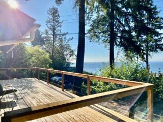 Cedar House Ocean View & Access - 0
