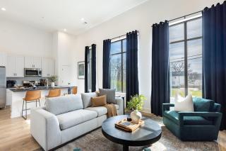 The Heights by AvantStay Modern Condo Minutes from Broadway - 0