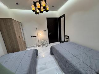 Flora - Super Deluxe Apartment Monthly & Yearly Rent at Al Aziziyah - فُلُورَا - شقة للإيجار الشهري او السنوي بحي العزيزية - Jeddah - 6