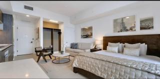 Premium Studio W Panoramic City Views - 9