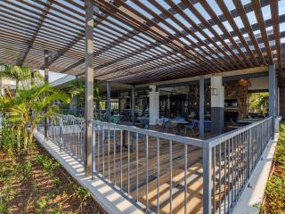 Ballito Hills - Ocean View, Queen Bed & Free Wi-Fi - Durban - 0