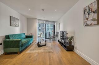Battersea Power Station 2BR 2BA Riverside - London - 4