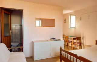 Cozy Apartment In Zukve - Grbe - 8