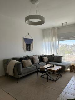 HARDUF3 - Stylish 3BD - Sea View - Private Parking - 2