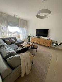 HARDUF3 - Stylish 3BD - Sea View - Private Parking - 1