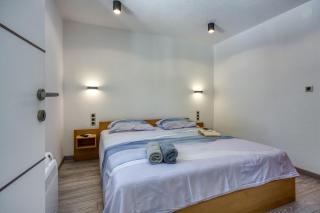 Stone Villa Galant with Pool - Happy Rentals - Brgudac - 2