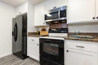 San Diego 4-Bedroom Home with POOL and Jacuzzi - Rancho Bernardo - 6