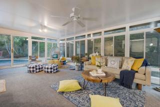 San Diego 4-Bedroom Home with POOL and Jacuzzi - 5
