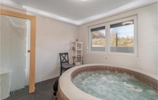Lovely Home In Plaski With Sauna - Plaški - 4