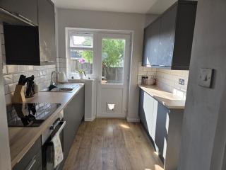 Charming Canterbury Central 3 Bedroom House - Garden views - Hackington - 2