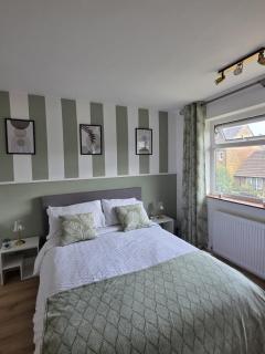 Charming Canterbury Central 3 Bedroom House - Garden views - Hackington - 8