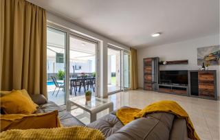 Luxurious Home In Novalja - 8