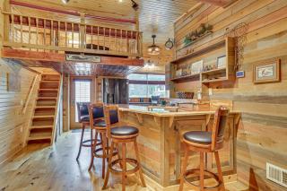 Steps to Marina and Beach Couples Cottage in Pepin - Pepin - 3