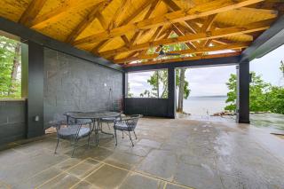 Sunroom, Dining Pavilion and More Gem on Burt Lake! - Indian River - 7