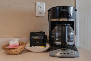 Top Floor Condo With Amazing Views Pool and Sauna - Lincoln City - 3