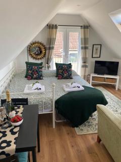 Grove View Studio Apartment - Cossington - 5