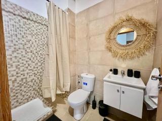 3 Rooms modern family apartment - 9
