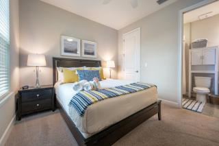 Lakeview property-Resort Amenities-3 Beds 2 Baths - 6
