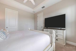 Lakeview property-Resort Amenities-3 Beds 2 Baths - 3