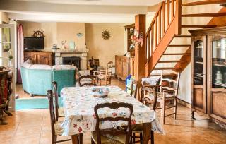 2 Bedroom Amazing Home In Janville - Janville - 8